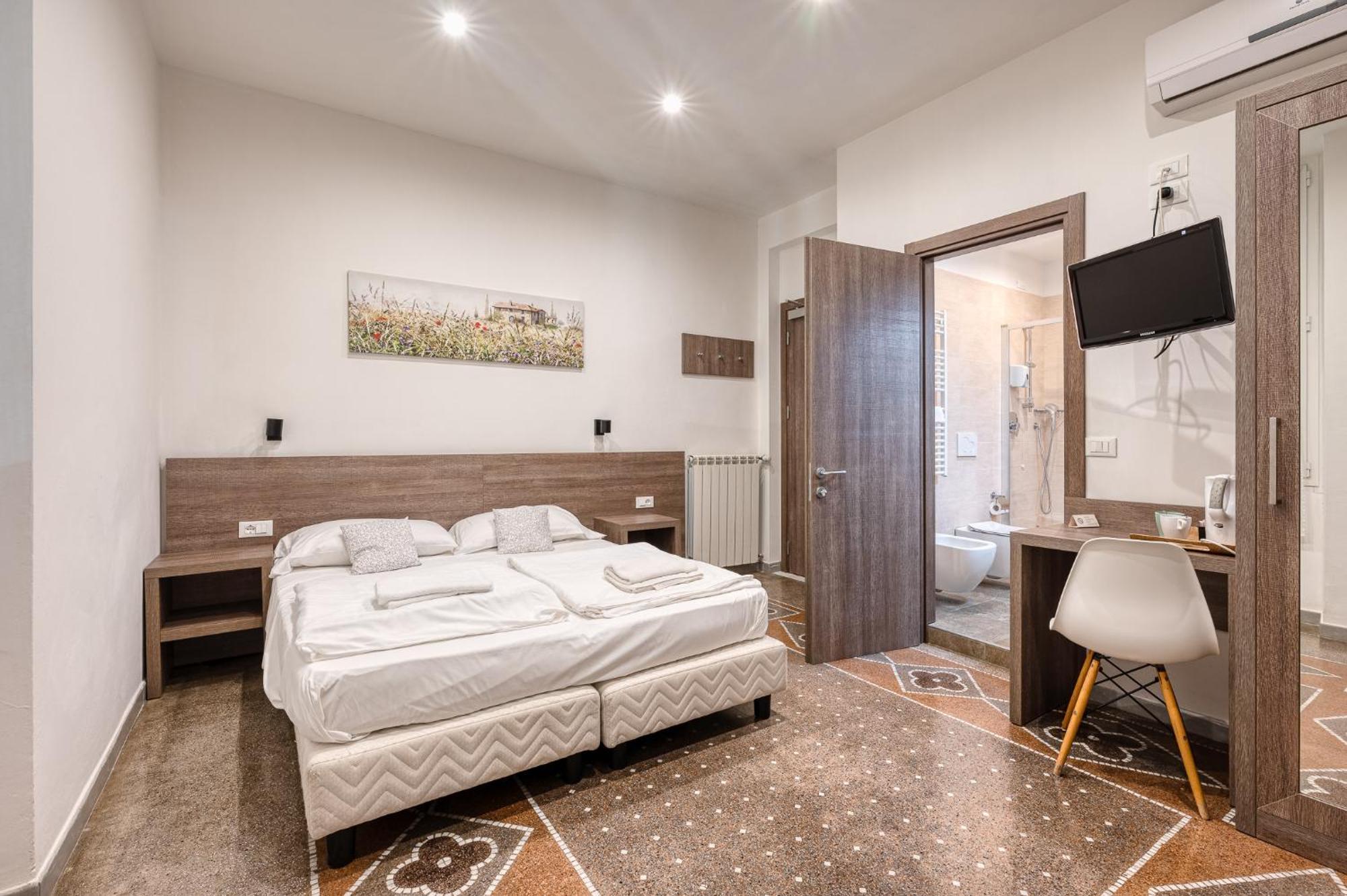 Hotel Ristorante Il Caminetto Diano Marina Exteriör bild